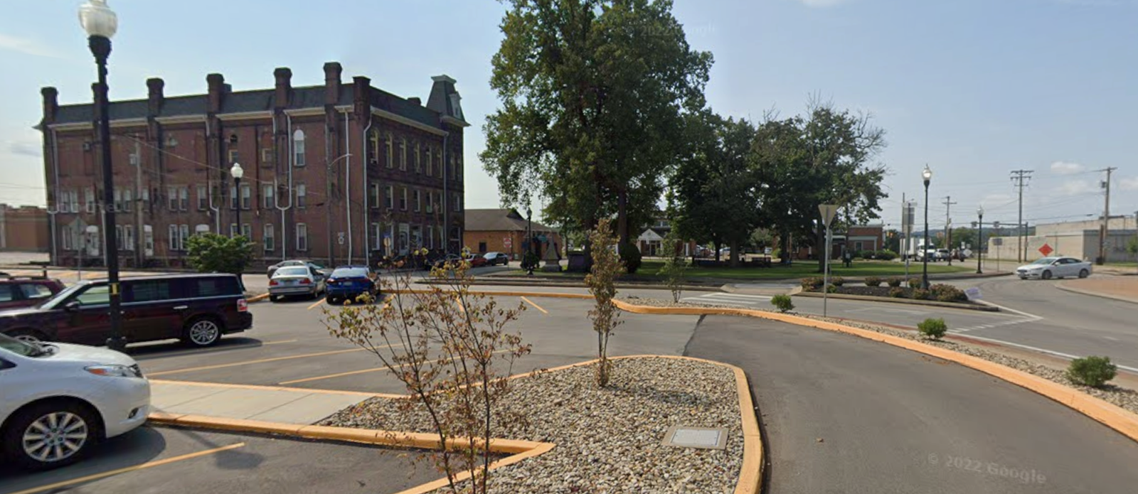 The ordinary panoramic view toward the park and preserved bridge toppers
